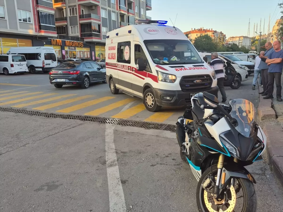 Edirne\'de Motosiklet Kazası: Bir Yaralı