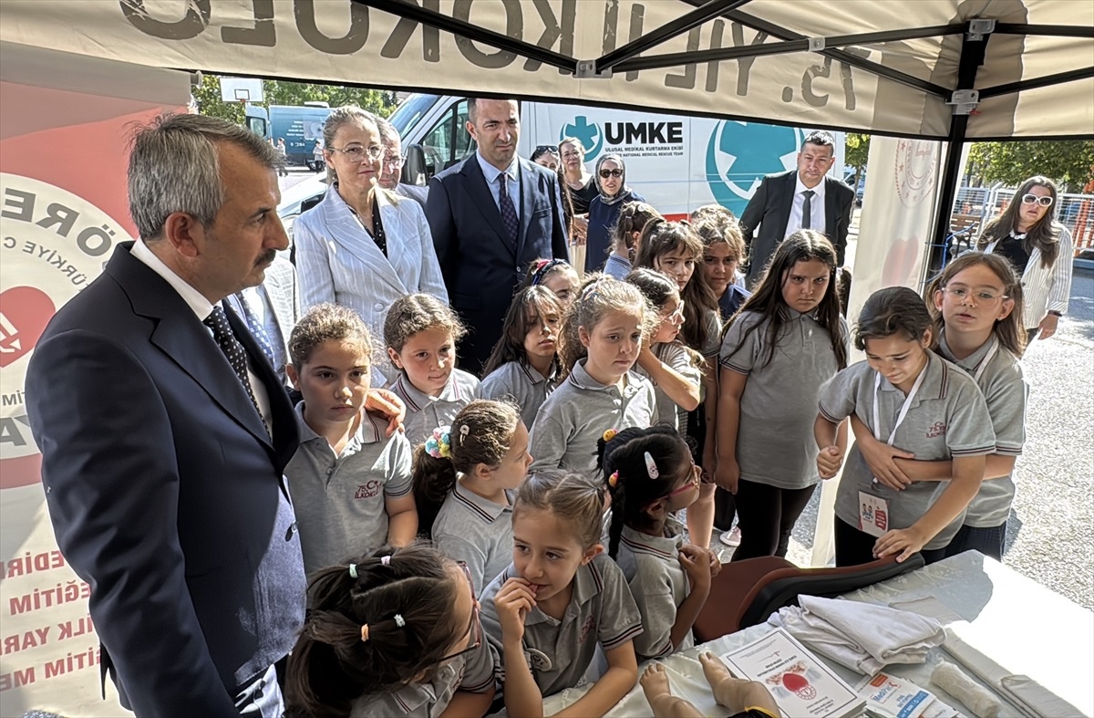 Sağlıklı Çocuklar Geleceği Eğitiyor