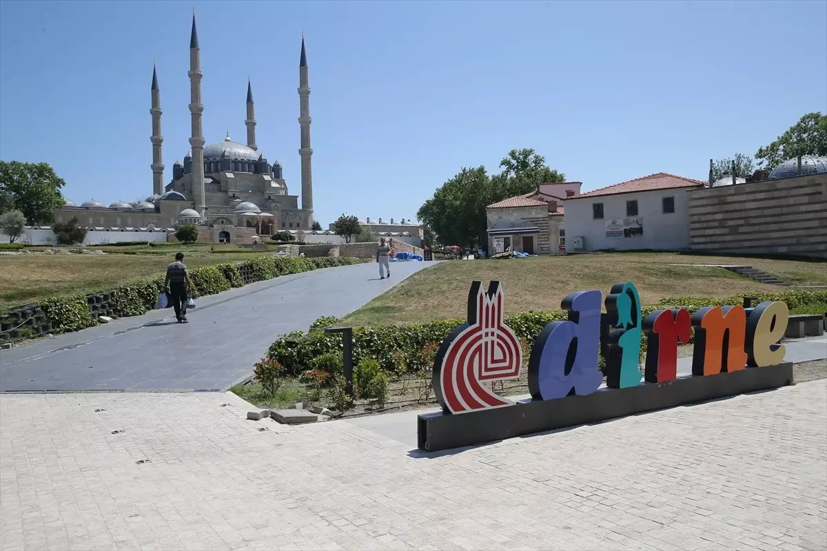 Edirne\'de Sıcak Hava Etkili