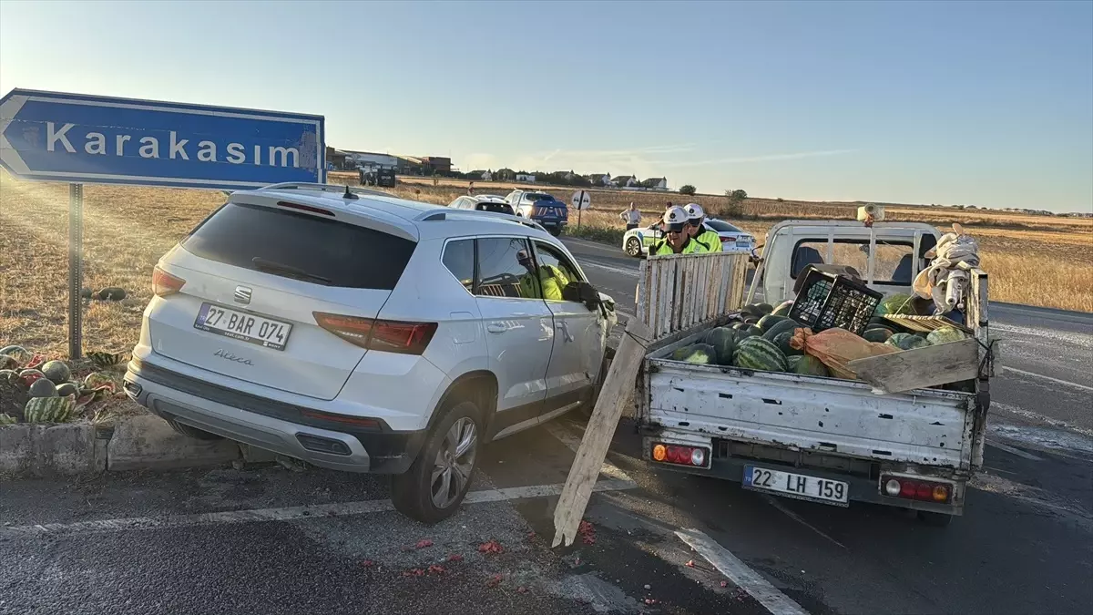 Edirne\'de Trafik Kazası: 2 Yaralı