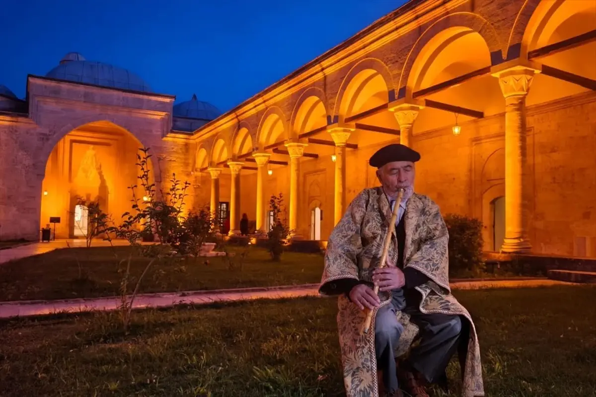 Gece Müze Ziyareti İlgi Gördü