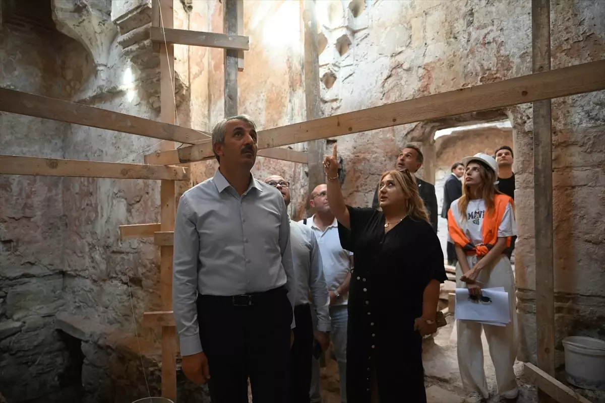 Gazi Mihal Hamamı\'nda Restorasyon Devam Ediyor