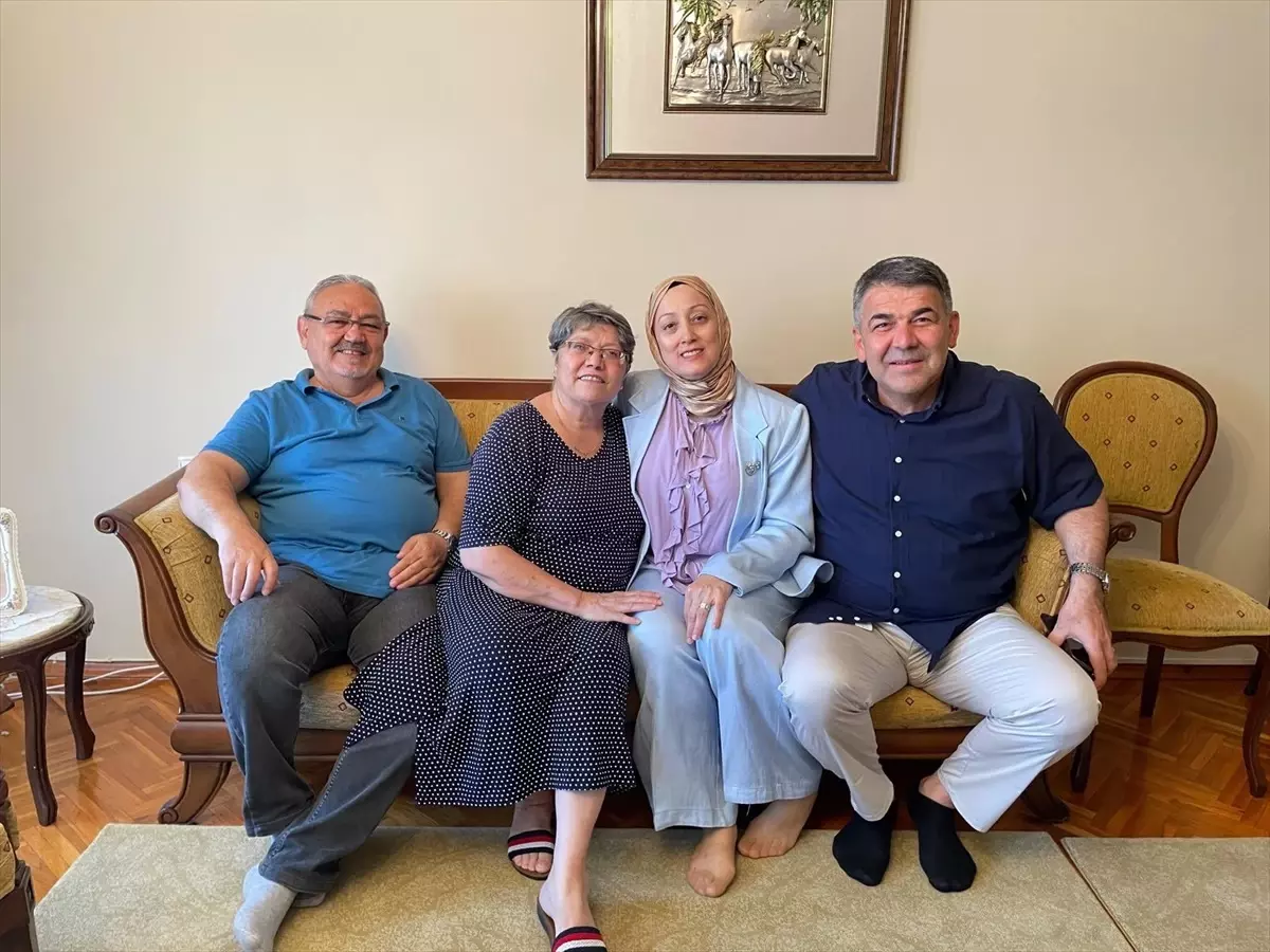 Emniyet Müdürü Karaburun, Şehit Polis Ailesini Ziyaret Etti