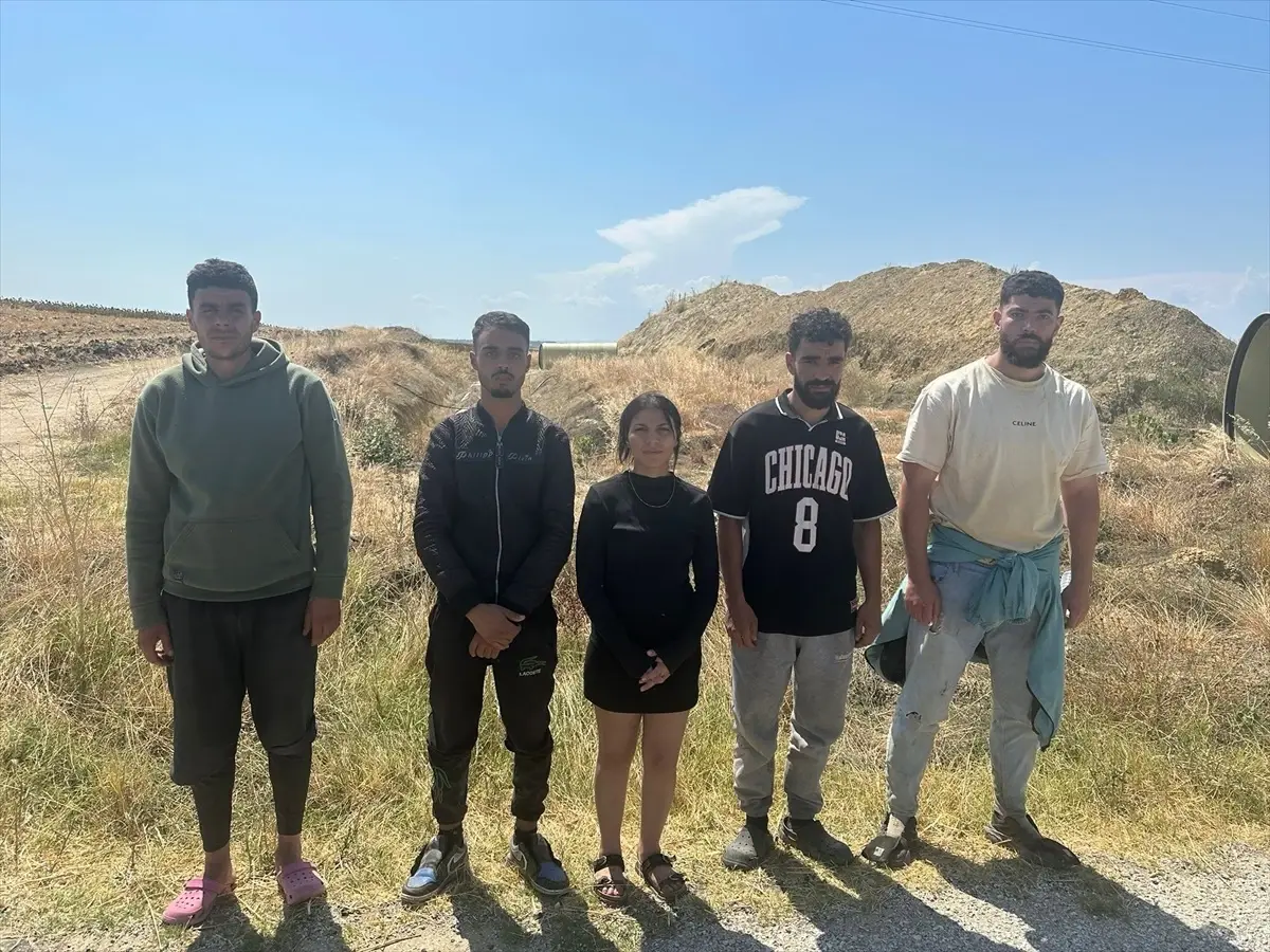 Edirne ve Kırklareli\'nde 12 Düzensiz Göçmen Yakalandı