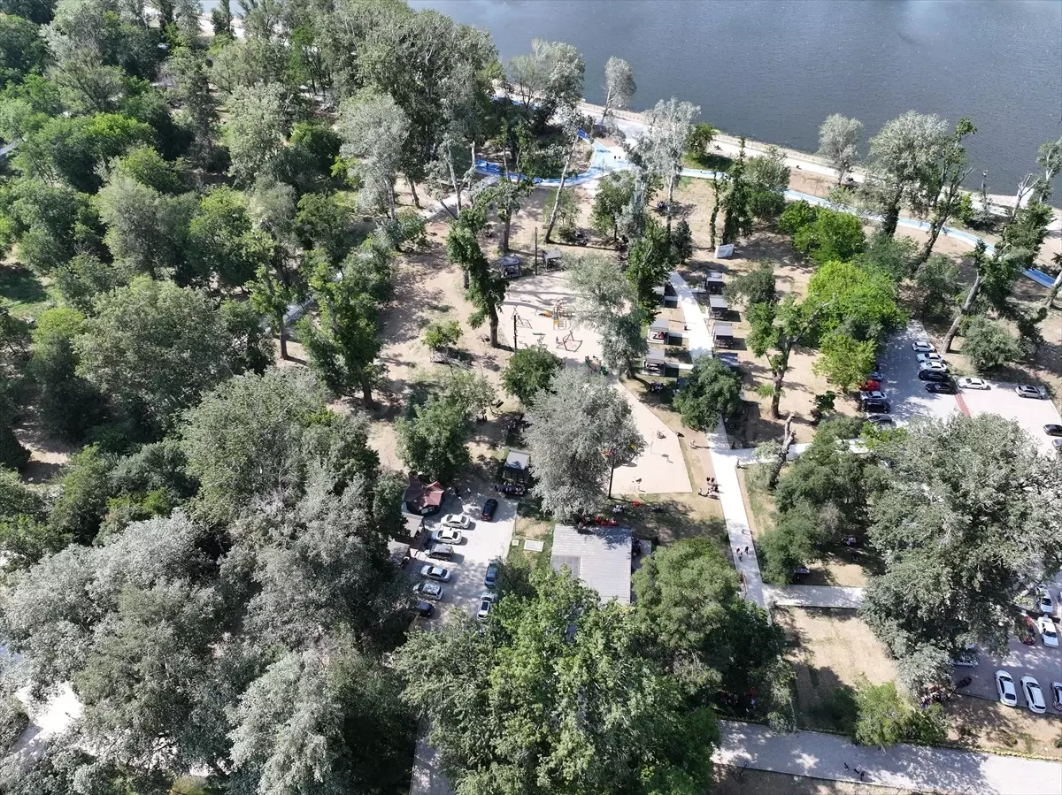Edirne\'de Söğütlük Millet Bahçesi Memnuniyet Getirdi