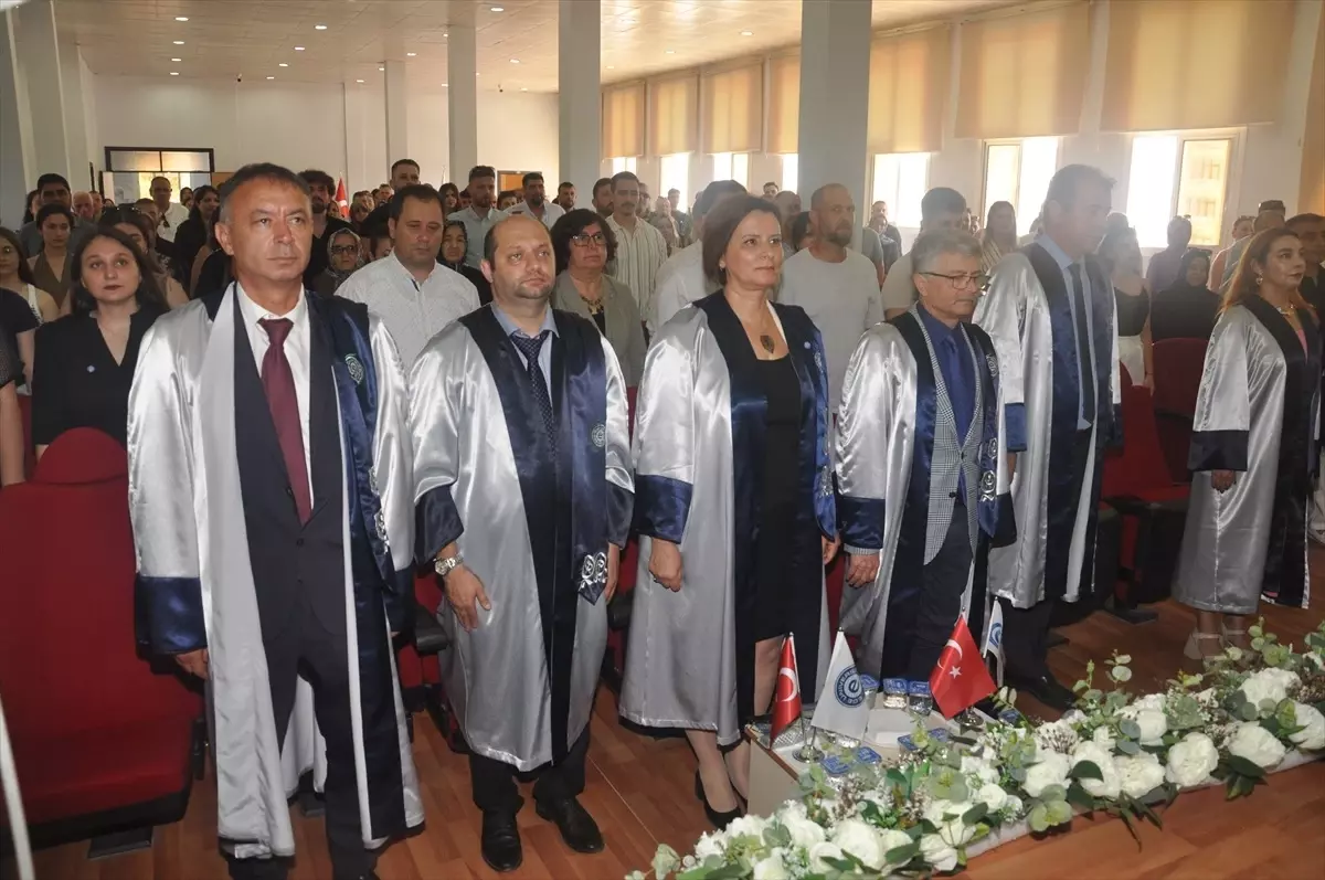 EÜ\'de Mezuniyet Coşkusu