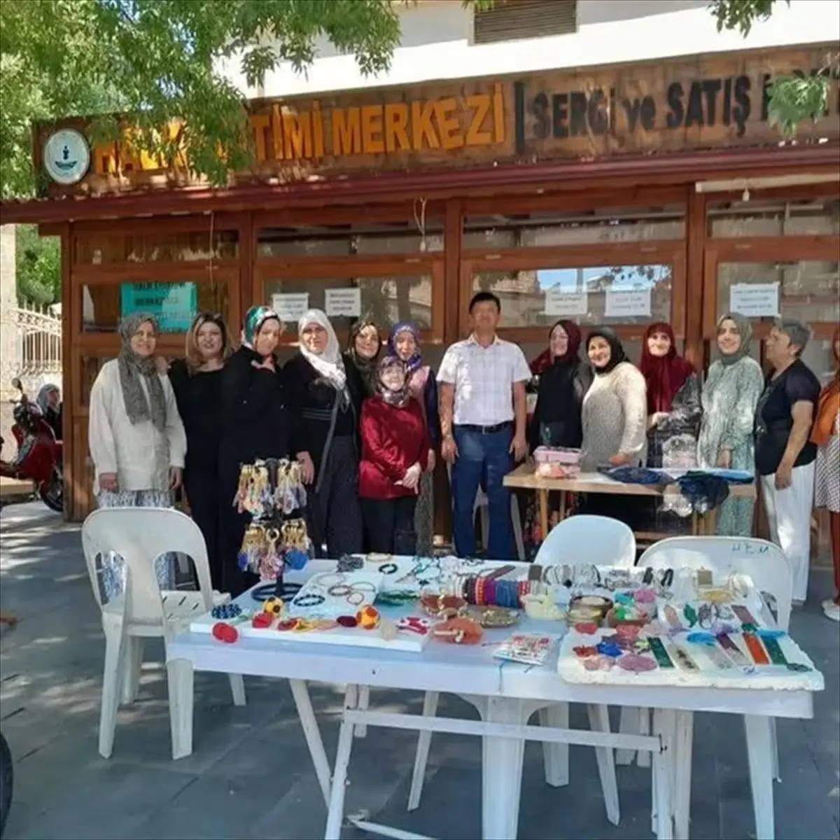 Elmalı\'da Satış Reyonu Açıldı
