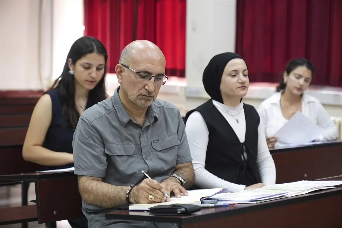 Emekli Albay Psikoloji Fakültesi Birincisi Oldu