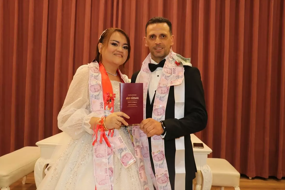 Endonezya\'dan Trabzon\'a Aşk Geldi