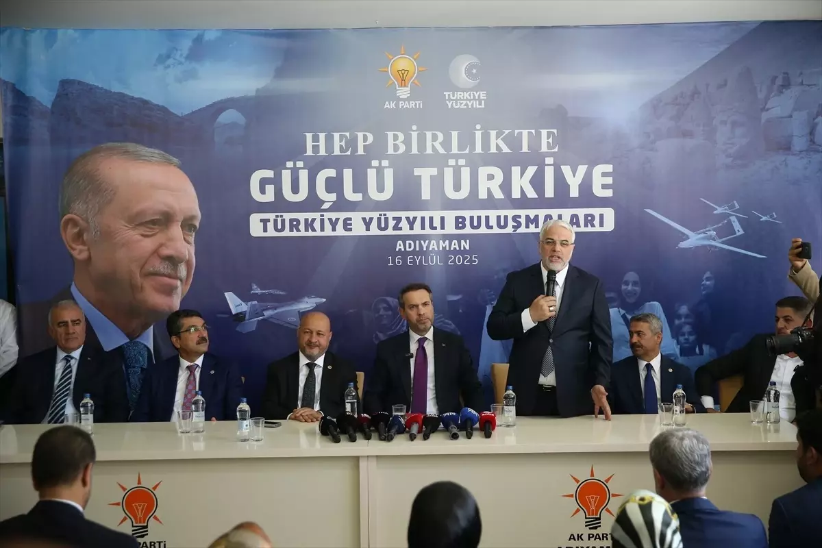 Bakan Bayraktar Adıyaman\'da İncelemelerde Bulundu