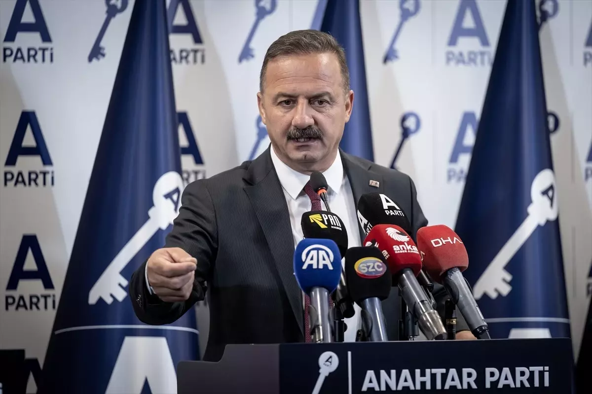 Erbakan\'dan Ağıralioğlu\'na Ziyaret