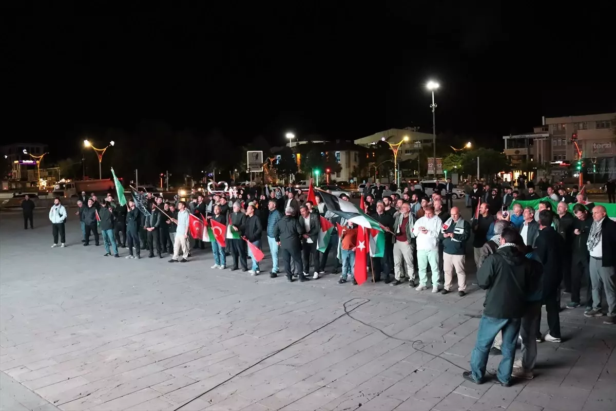 İsrail\'in Saldırısına Tepkiler