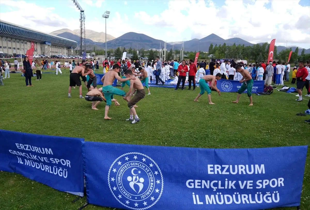 Erzurum\'da Yaz Spor Okulları Açıldı