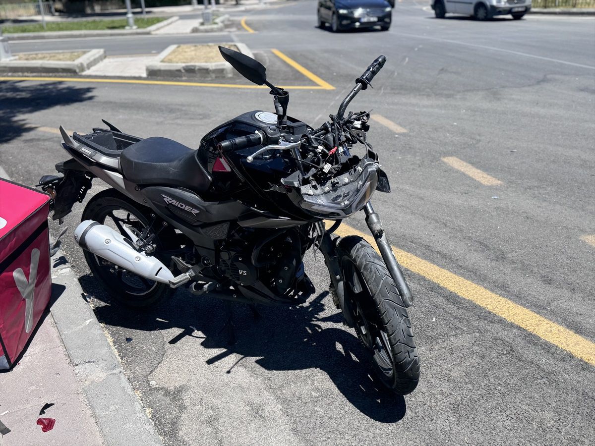 Erzurum\'da Motosiklet Kazası: 1 Yaralı