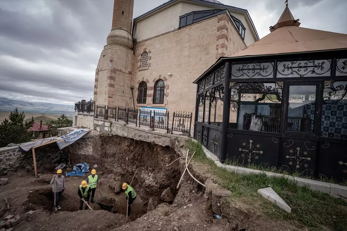 Abdurrahman Gazi Türbesi Restorasyona Kavuşuyor