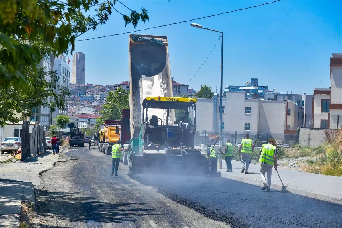 Esenyurt\'ta Yol Yenileme Çalışmaları