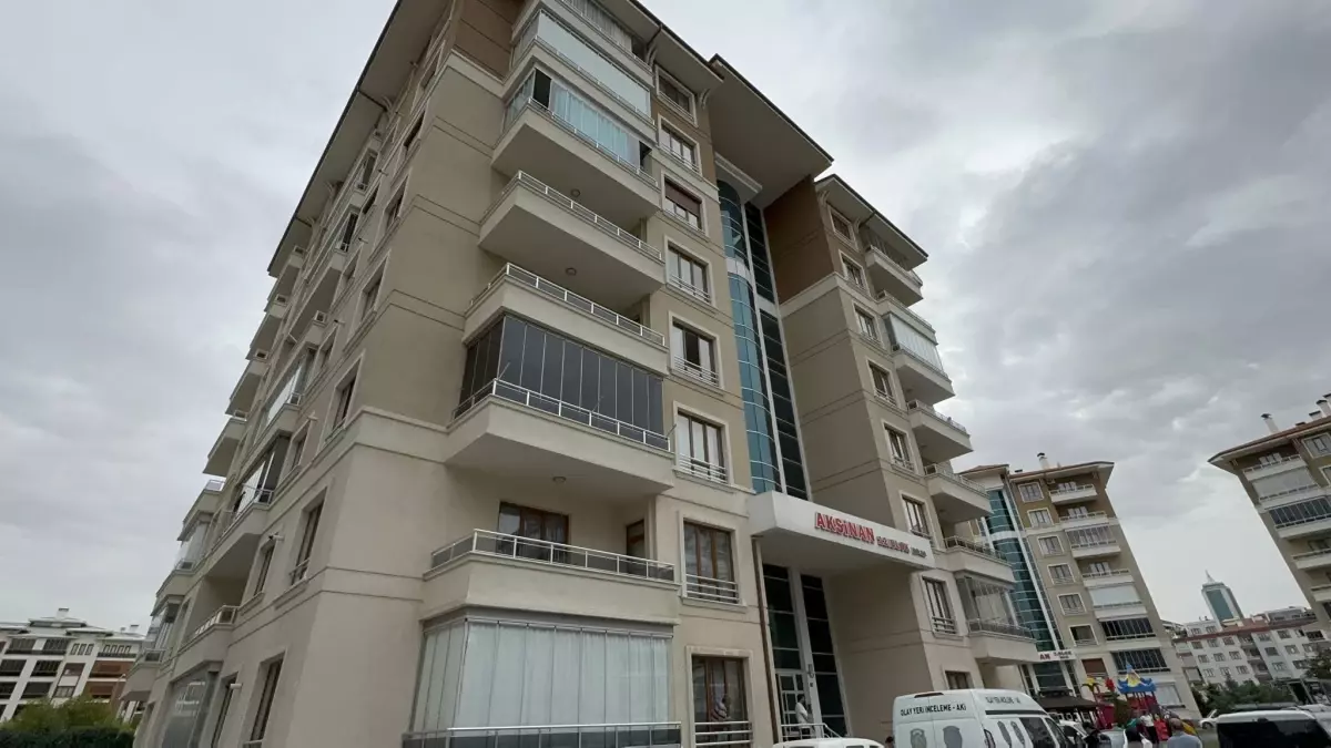 Konya\'da Eşini Bıçaklayıp İhbar Etti