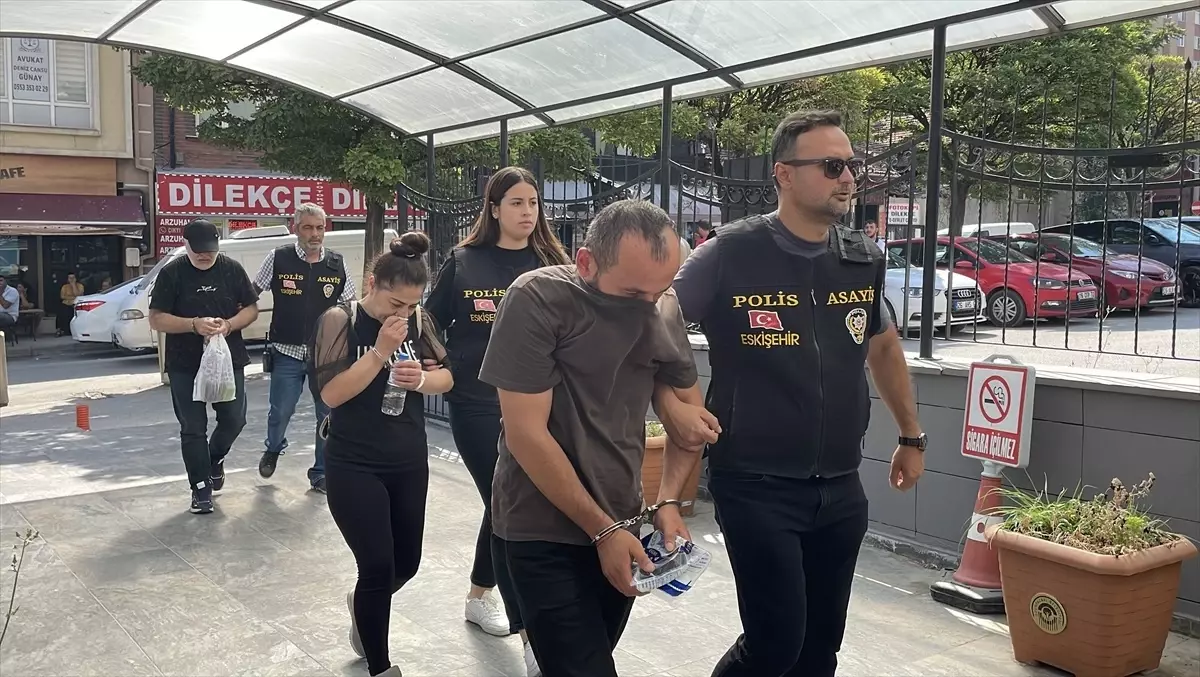 Eskişehir\'de Sahte Arsa Satışı Operasyonu