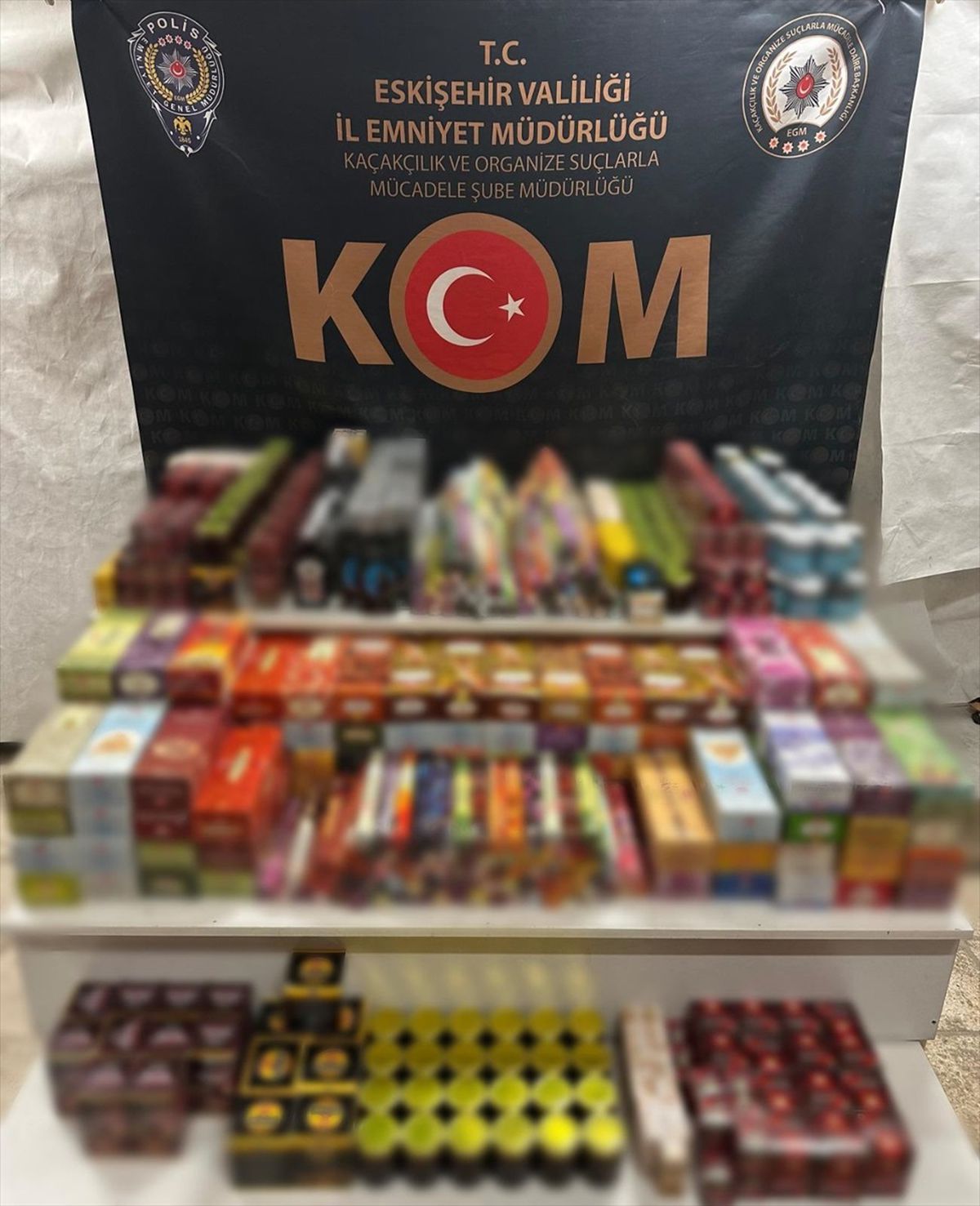 Eskişehir\'de Kaçakçılık Operasyonu