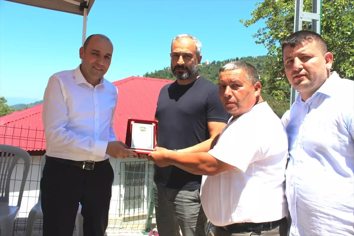 Eynesil\'de Hayırsever Cami İbadete Açıldı
