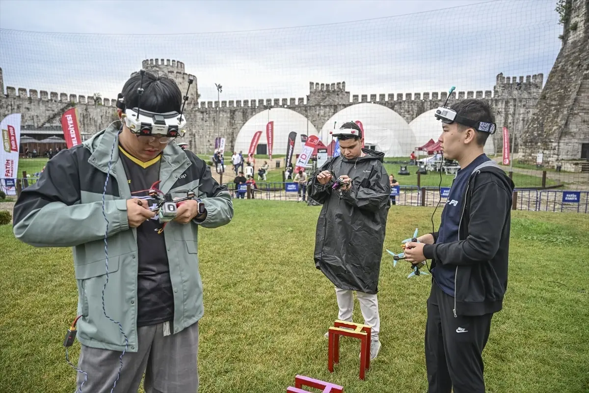 Dünya Drone Yarışları Türkiye Etabı Yedikule\'de Başladı
