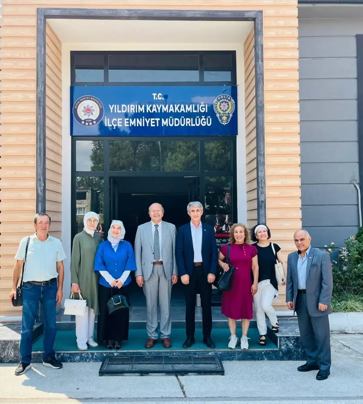 Anbarcıoğlu\'ndan Şehitlere Edebiyat Desteği