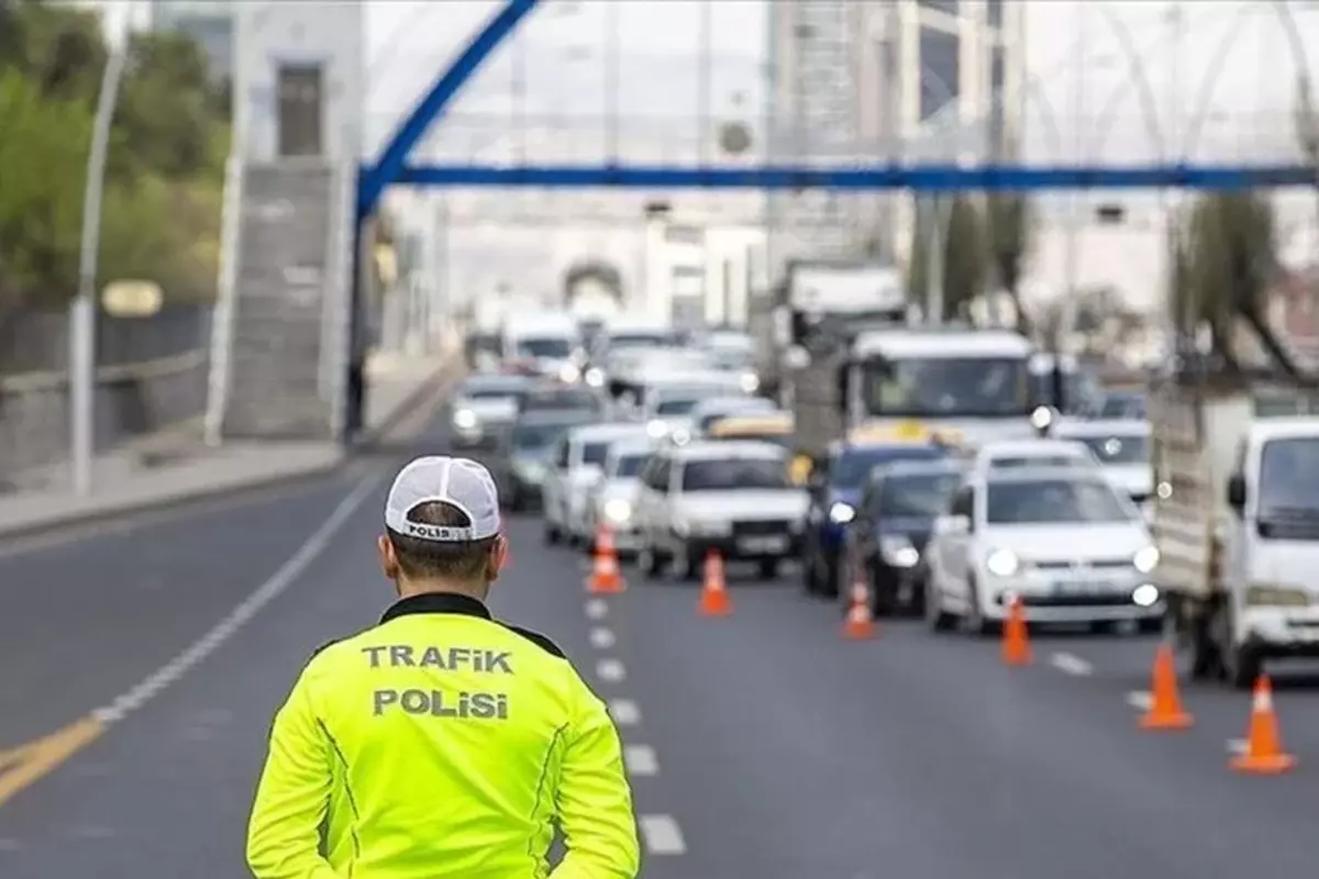 Fenerbahçe Beko\'nun şampiyonluk kutlaması nedeniyle İstanbul\'da bazı yollar kapanacak