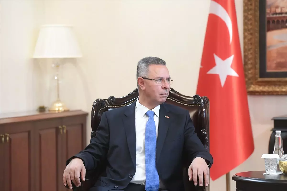 Filistin Büyükelçisi\'nden Diyanet\'e Ziyaret