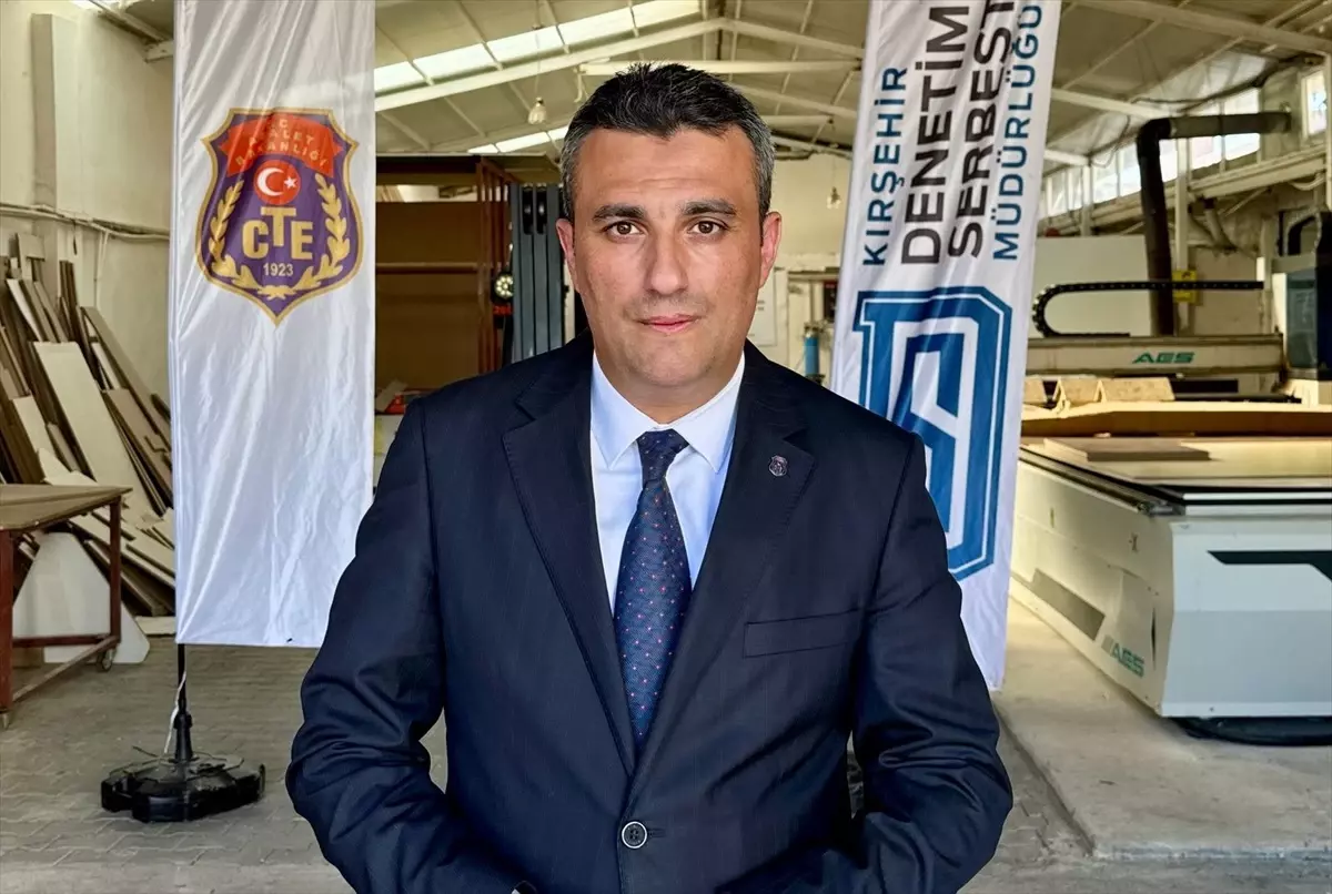 Kırşehir\'de Yükümlülere Forklift Eğitimi