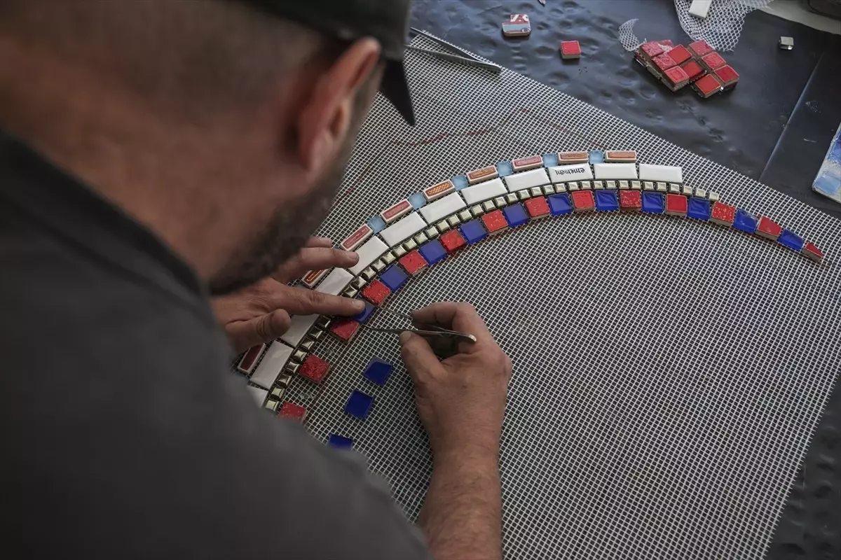 Ememem\'in Çatlakları İyileştirme Sanatı