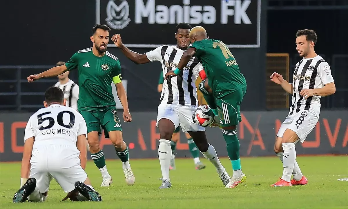 Esenler Erokspor, Manisa FK\'yı 4-3 Mağlup Etti