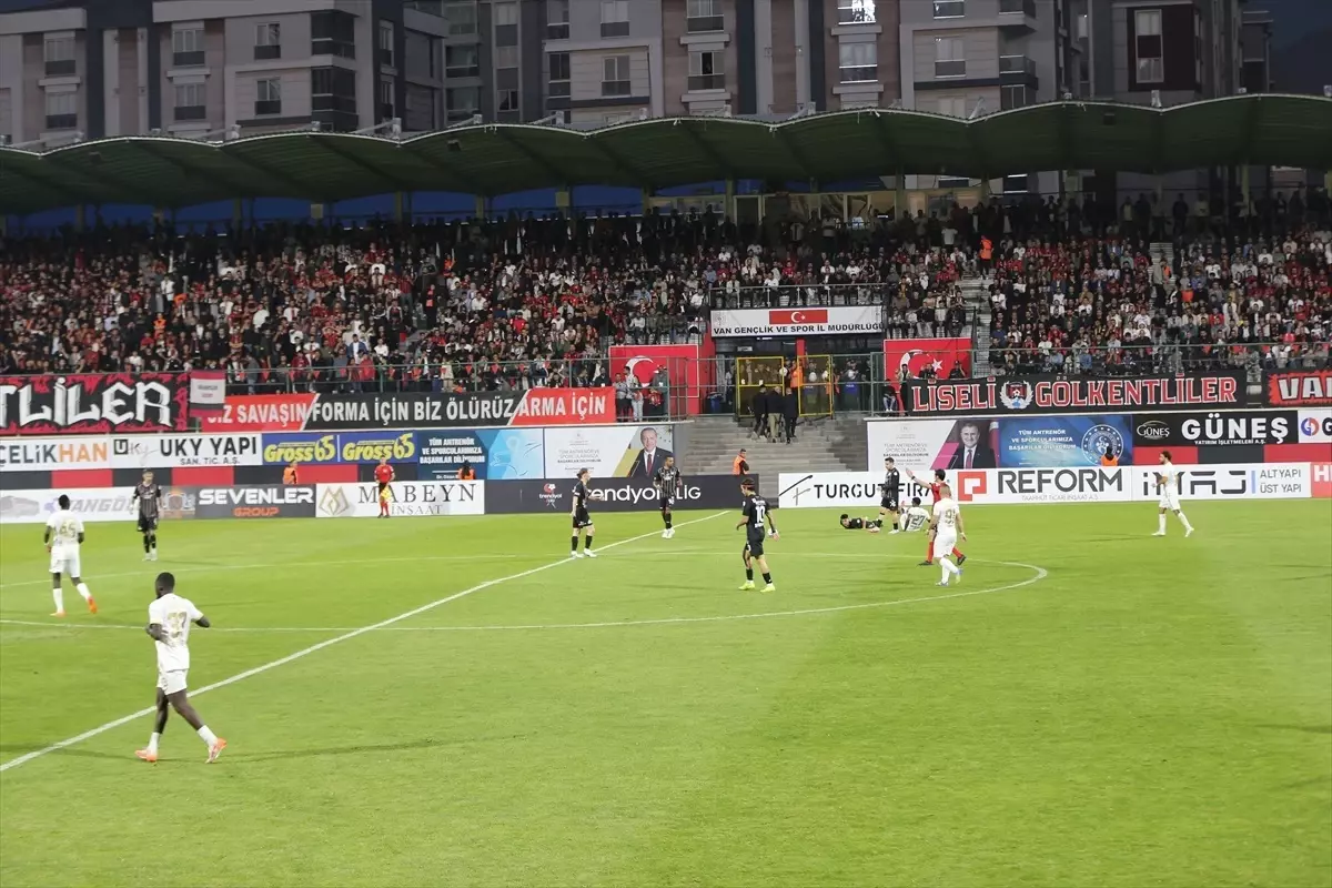 Vanspor, Amed\'i 3-0 Geçti