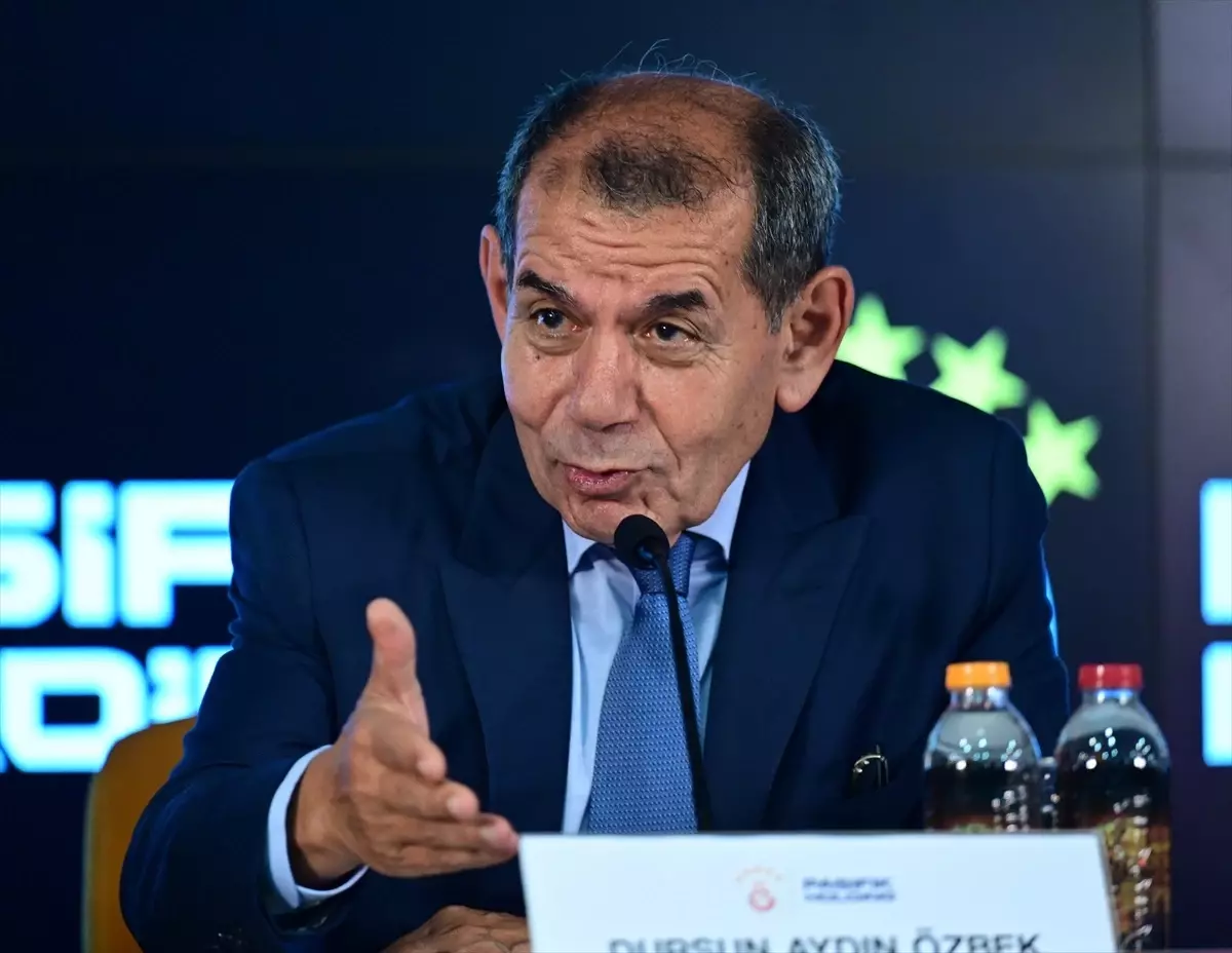 Dursun Özbek\'ten Transfer ve TFF Açıklamaları