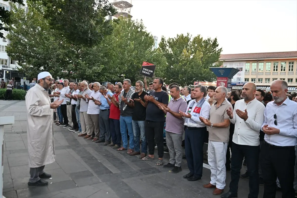 Gaziantep\'te İsrail\'in saldırıları protesto edildi