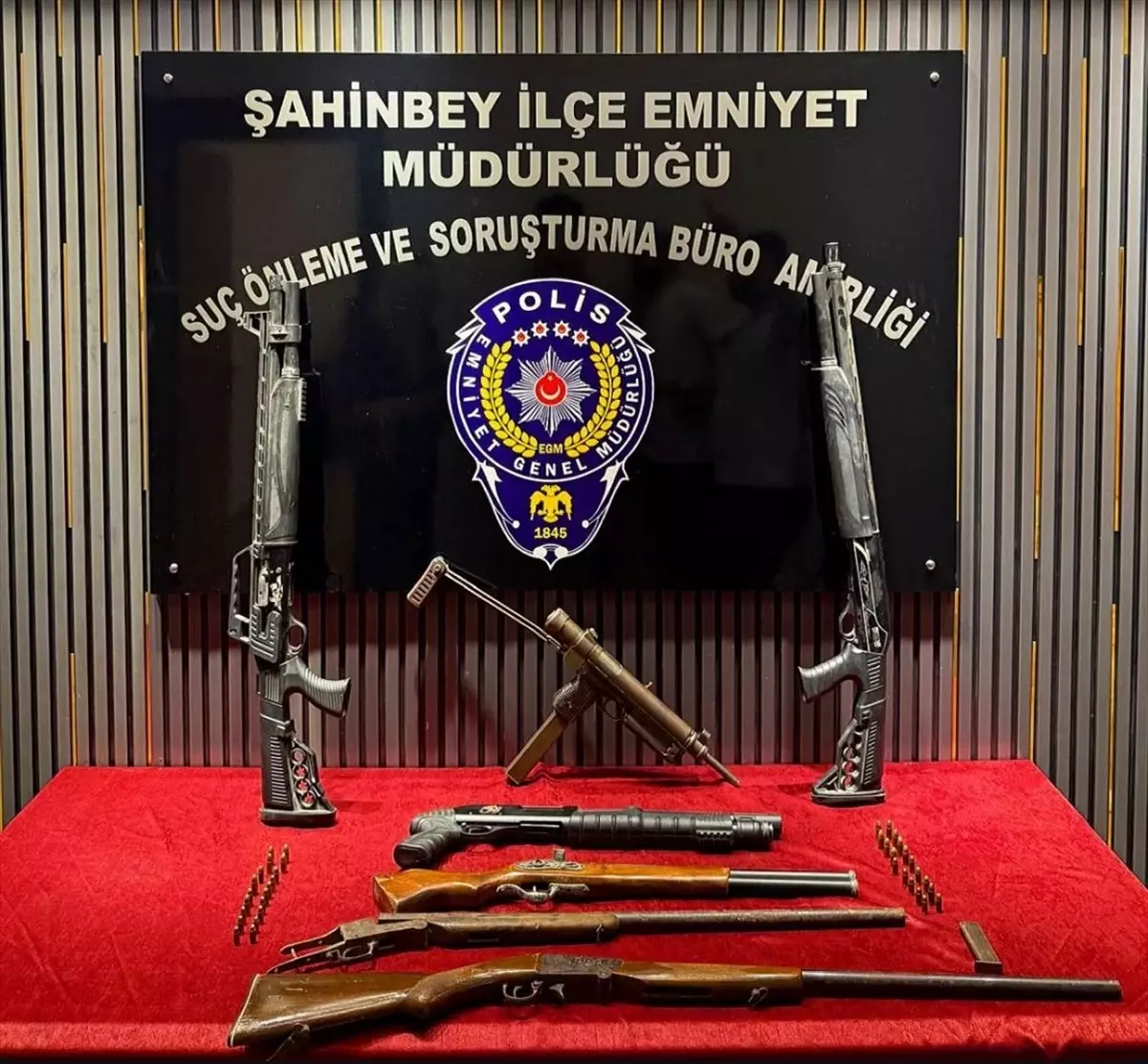 Gaziantep\'te Kaçak Silah Operasyonu