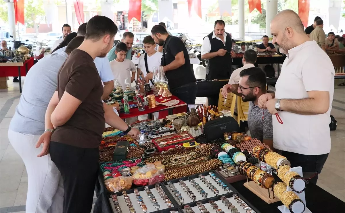 Gaziantep\'teki antika eşyalar vatandaşların beğenisine sunuldu