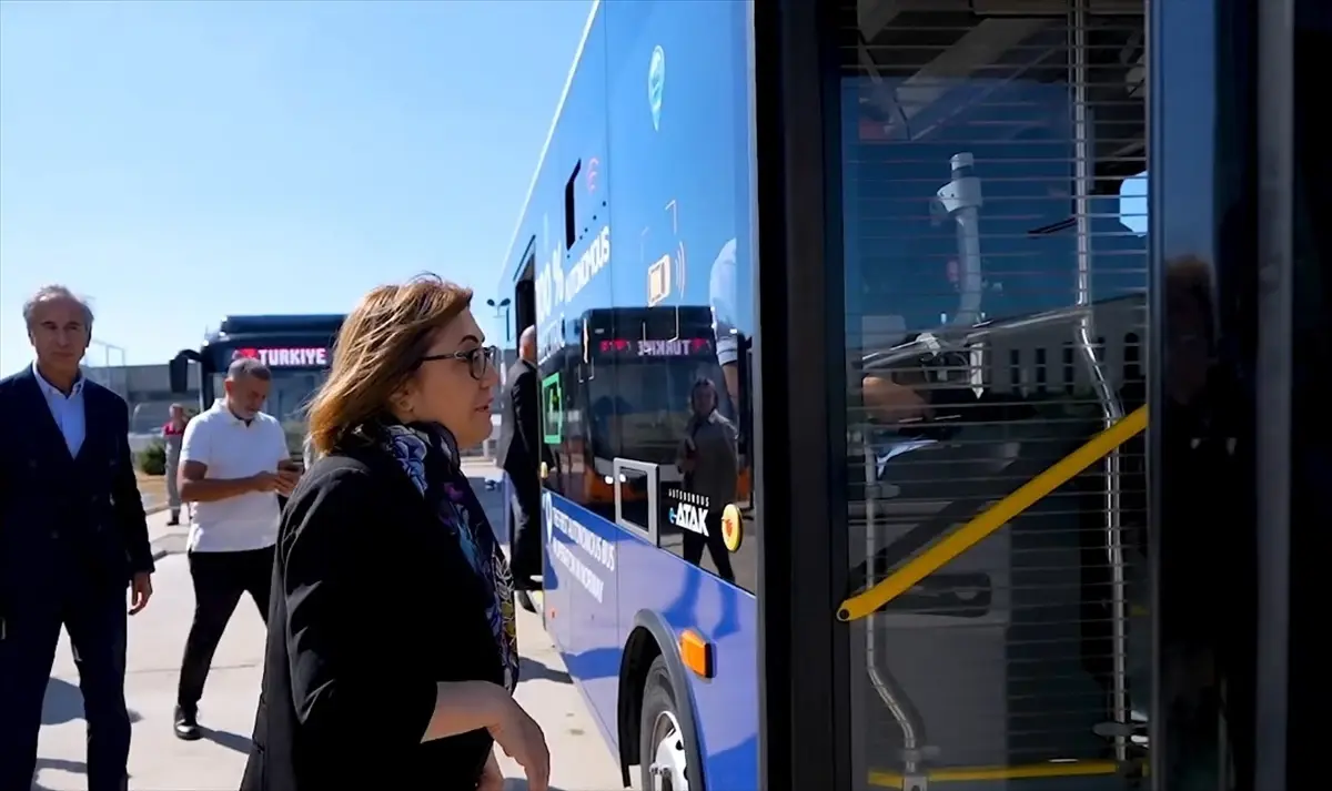 Gaziantep\'e 25 Elektrikli Otobüs
