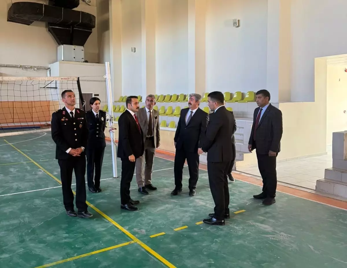 Yeniçubuk Spor Salonu Yeniden Açıldı