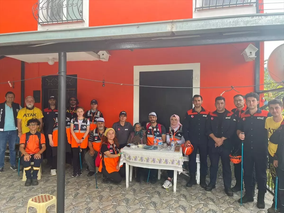 Kaybolan 86 Yaşındaki Zeynep Aydın Fındık Bahçesinde Bulundu