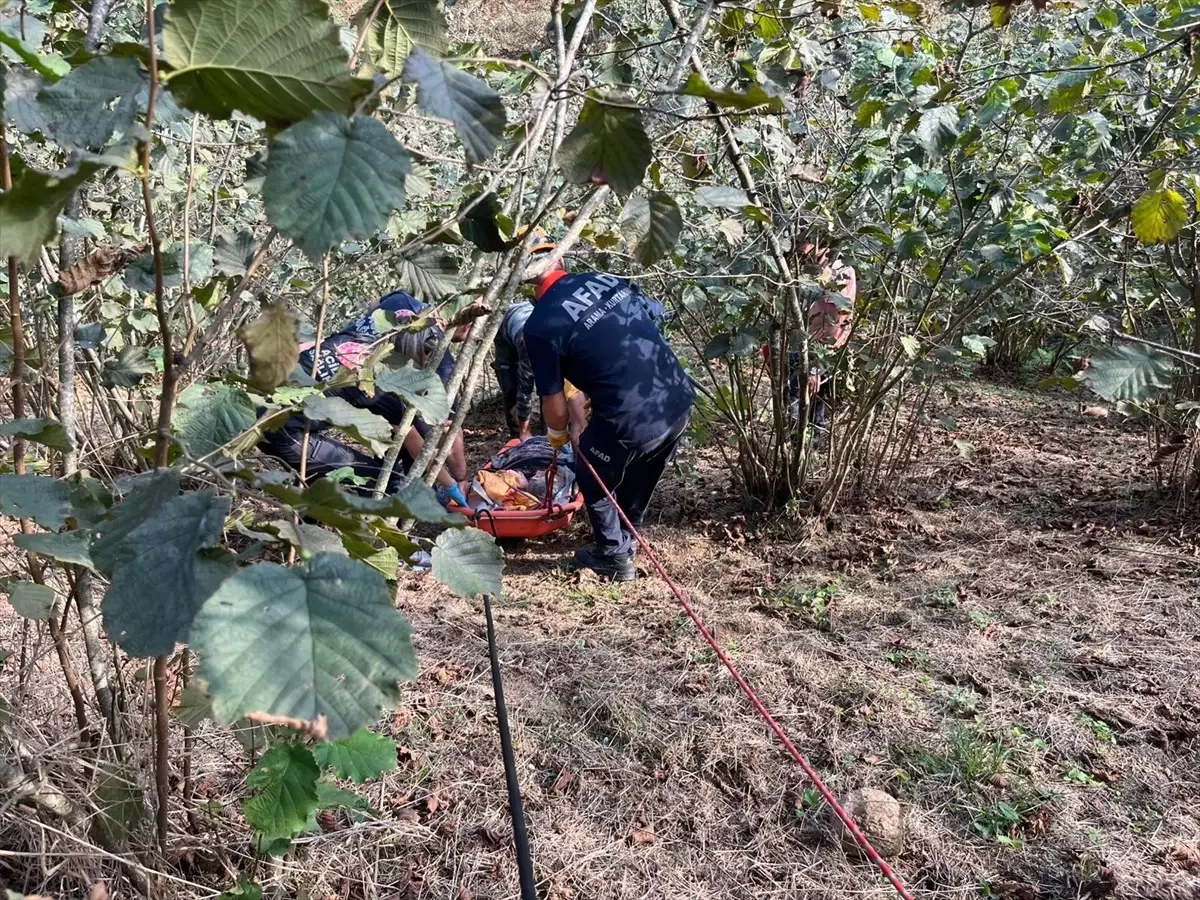Yamaçta Fenalaşan Kadın Kurtarıldı