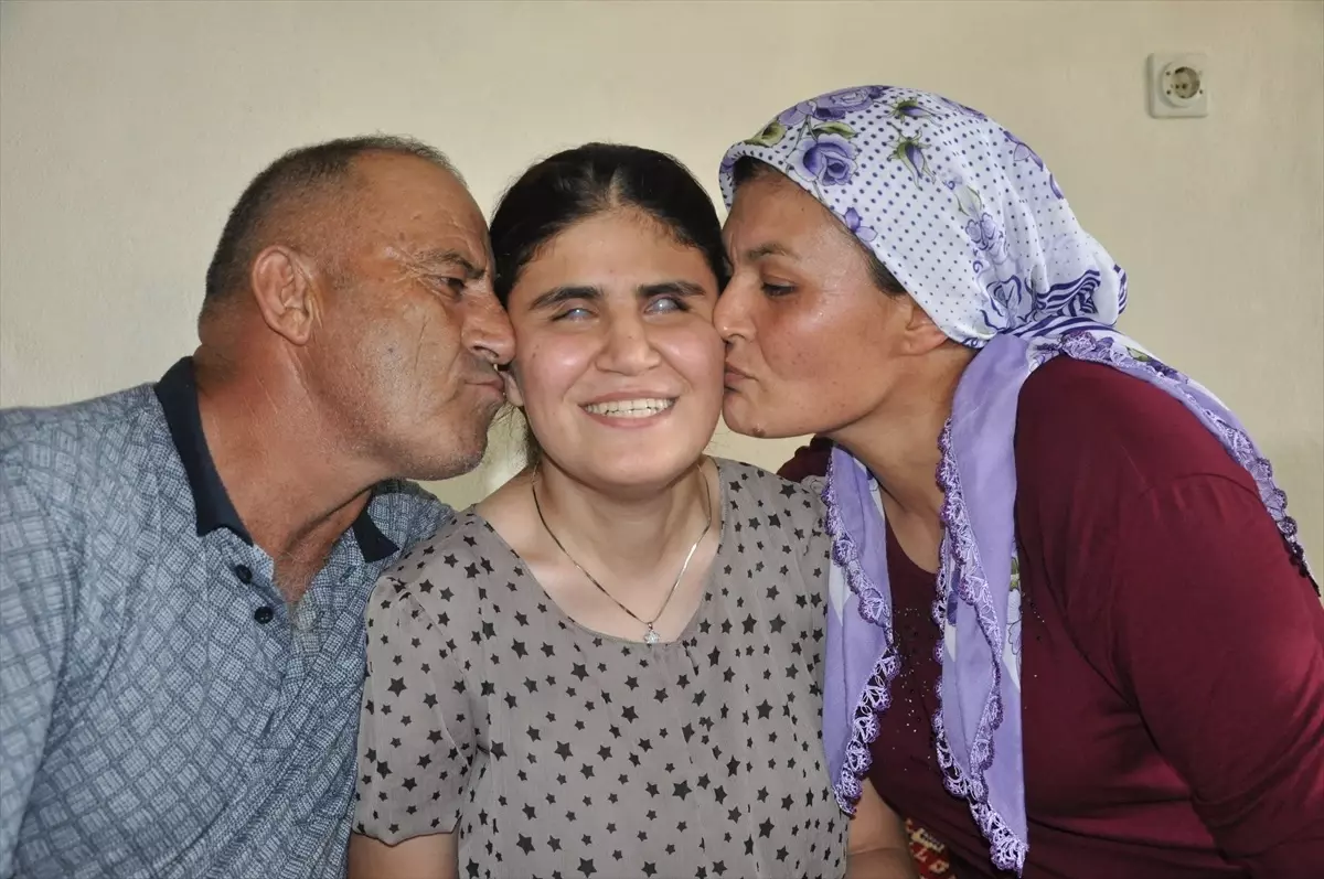 Görme Engelli Öğrenci YKS\'de Başarıya Ulaştı