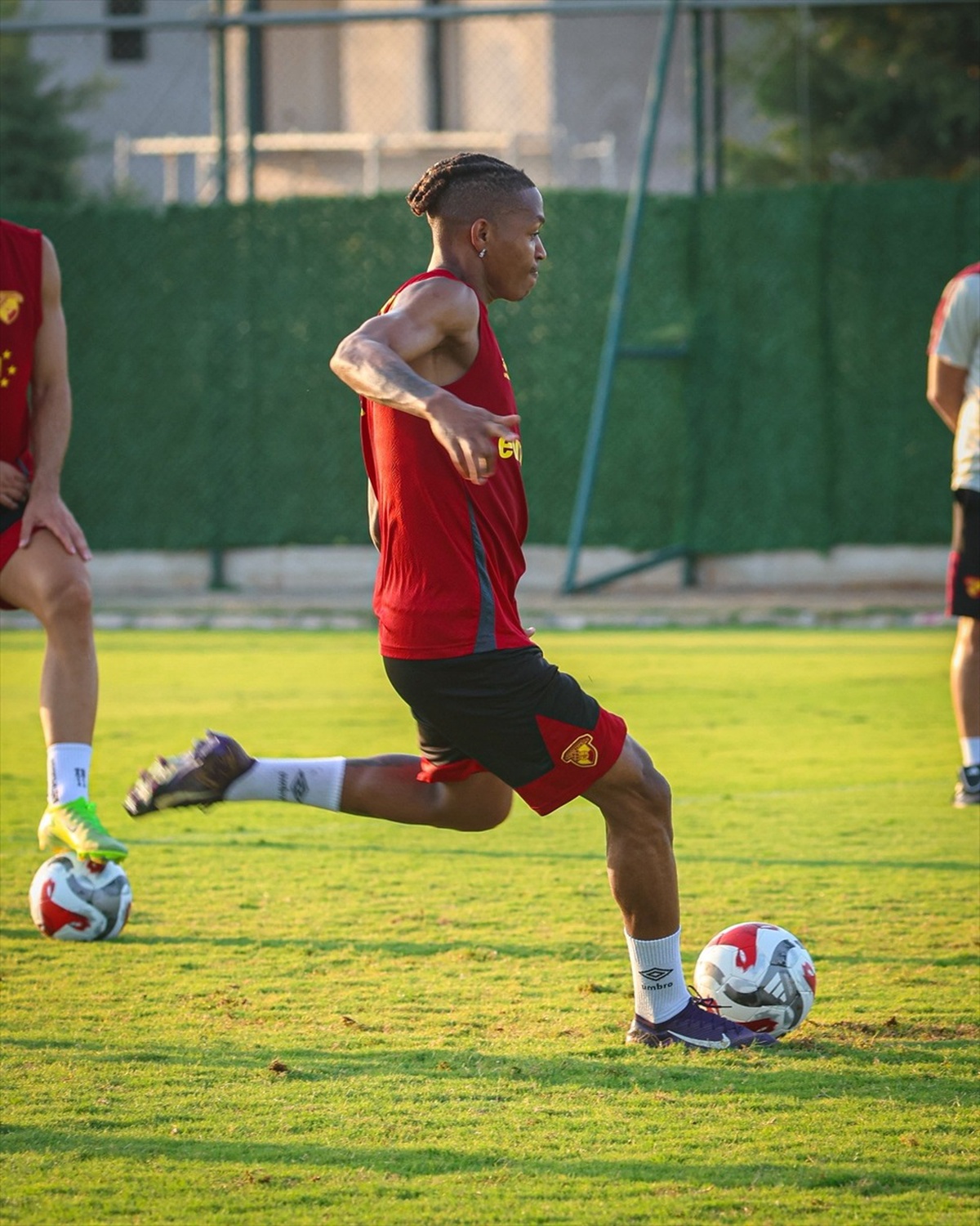 Göztepe, Kayserispor Maçına Hazırlanıyor