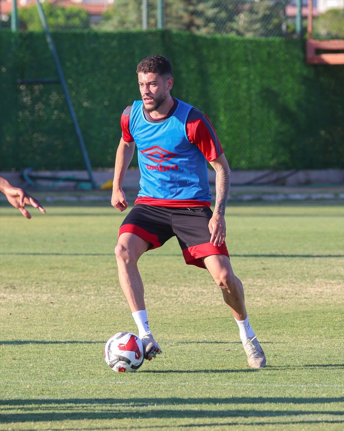 Göztepe Yeni Sezon İçin İdmanlarına Devam Ediyor