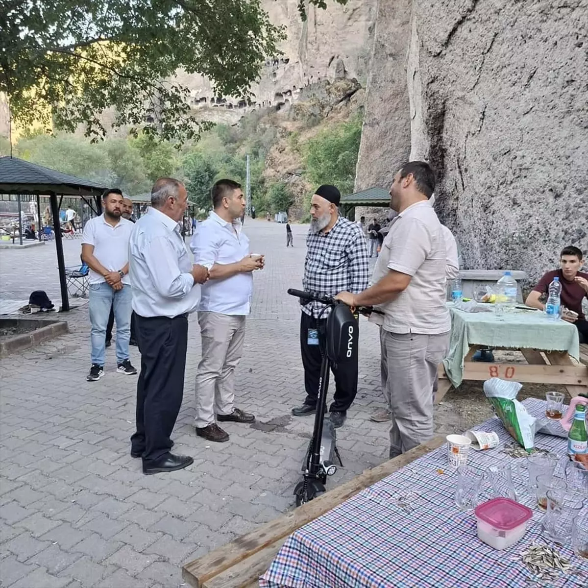 İnönü Mağaraları\'na Yangın Yasakları Nedeniyle İlgi Artıyor