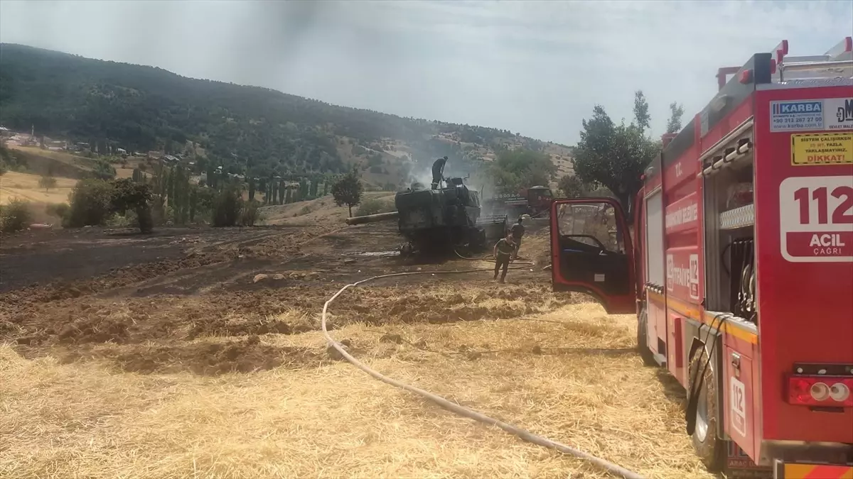 Gümüşhacıköy\'de Biçerdöverde Yangın