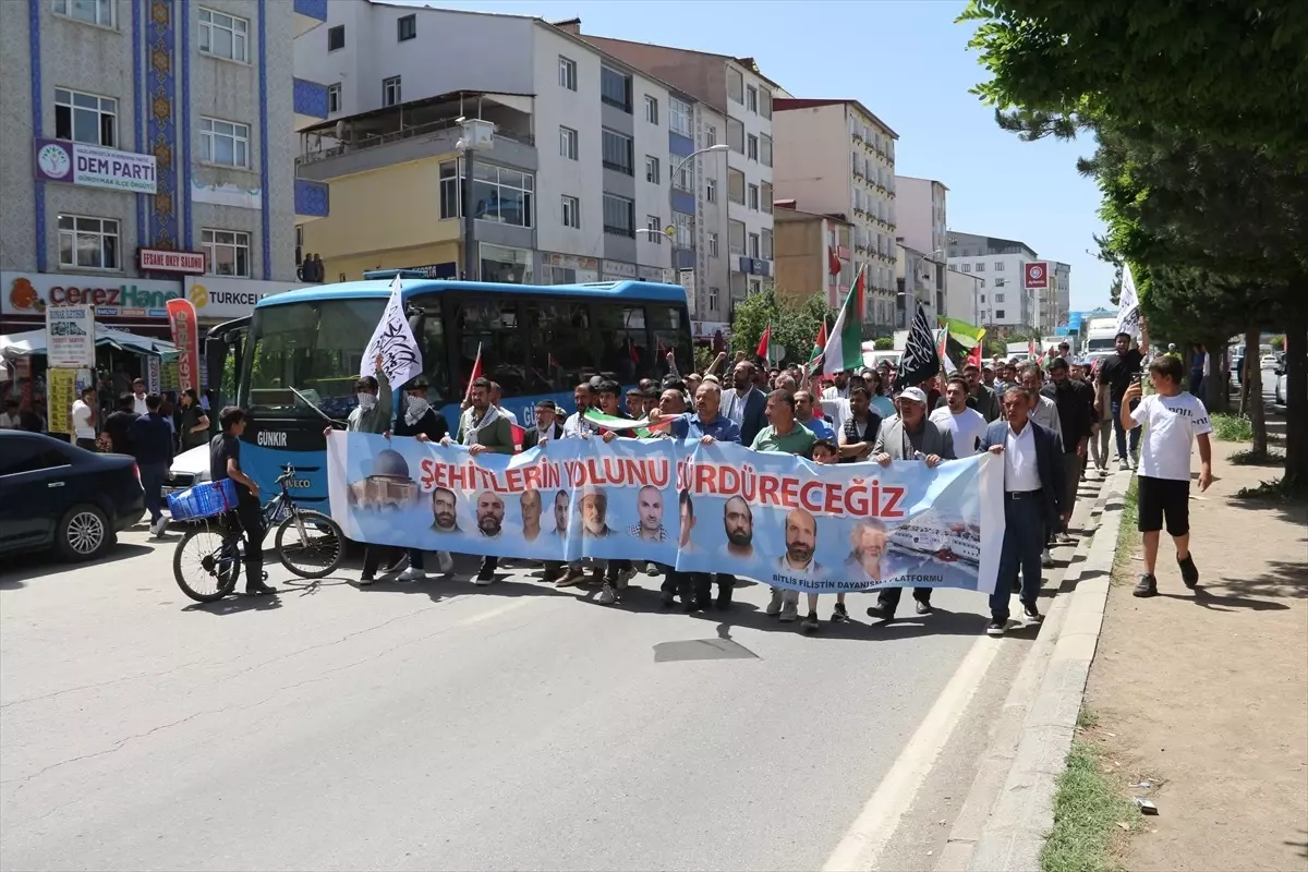 Güroymak\'ta İsrail\'in Gazze\'ye yönelik saldırıları protesto edildi