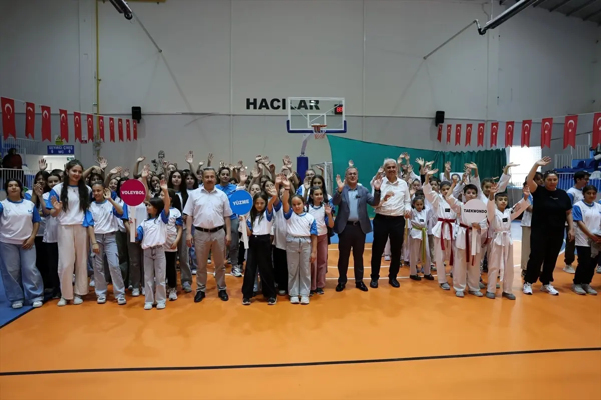 Hacılar Yaz Spor Okulları Açıldı