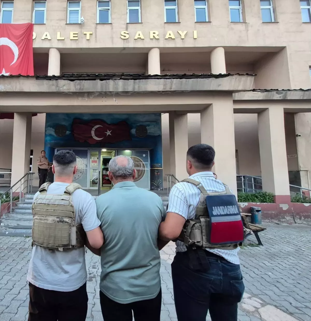 Yüksekova\'da 22 Yıl Hapis Cezalı Hükümlü Yakalandı