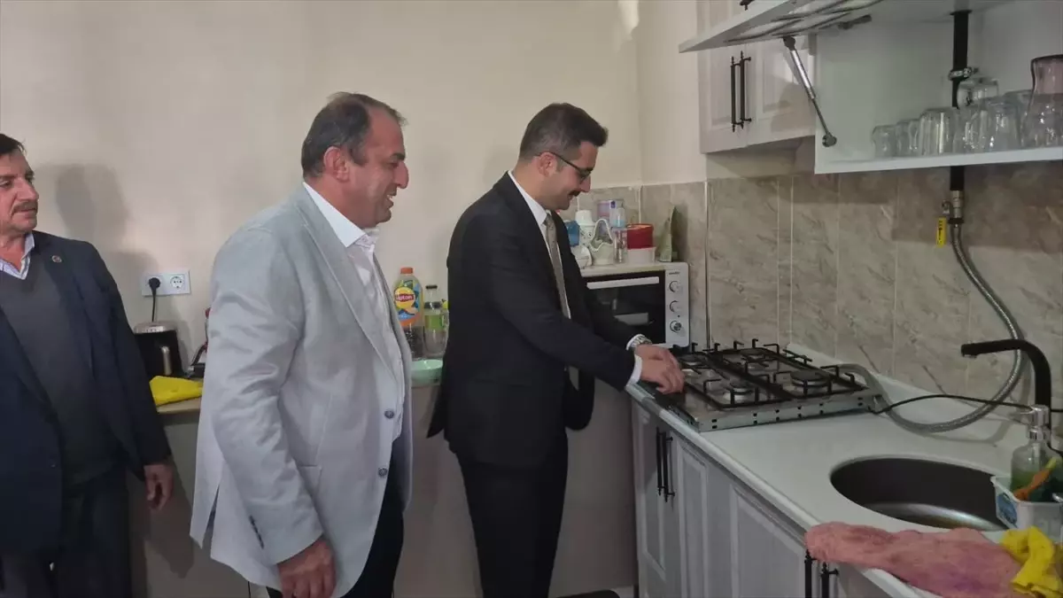 Hanönü\'nde İlk Doğalgaz Verildi