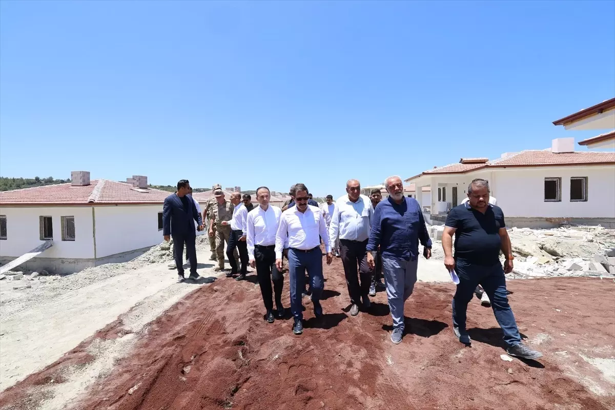 Arsuz\'da 74 Afet Konutu İnşası Devam Ediyor